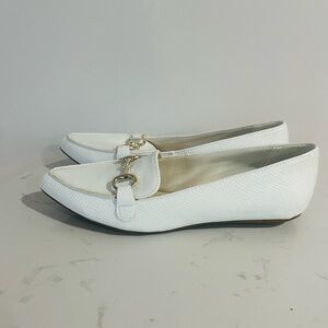 White loafers Anne Klein. New without tags